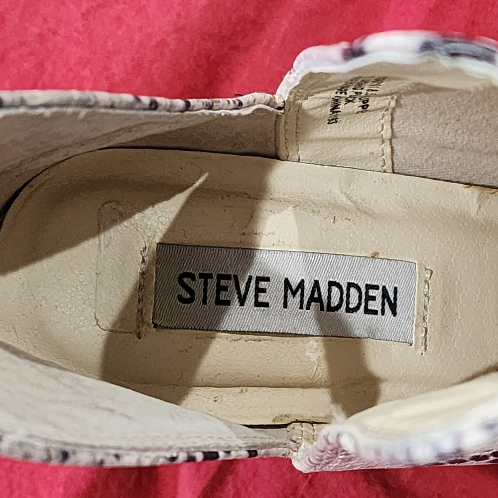 STEVE MADDEN | Rookie Side-cut Booties | Size 8.5 Women's - Picture 8 of 14